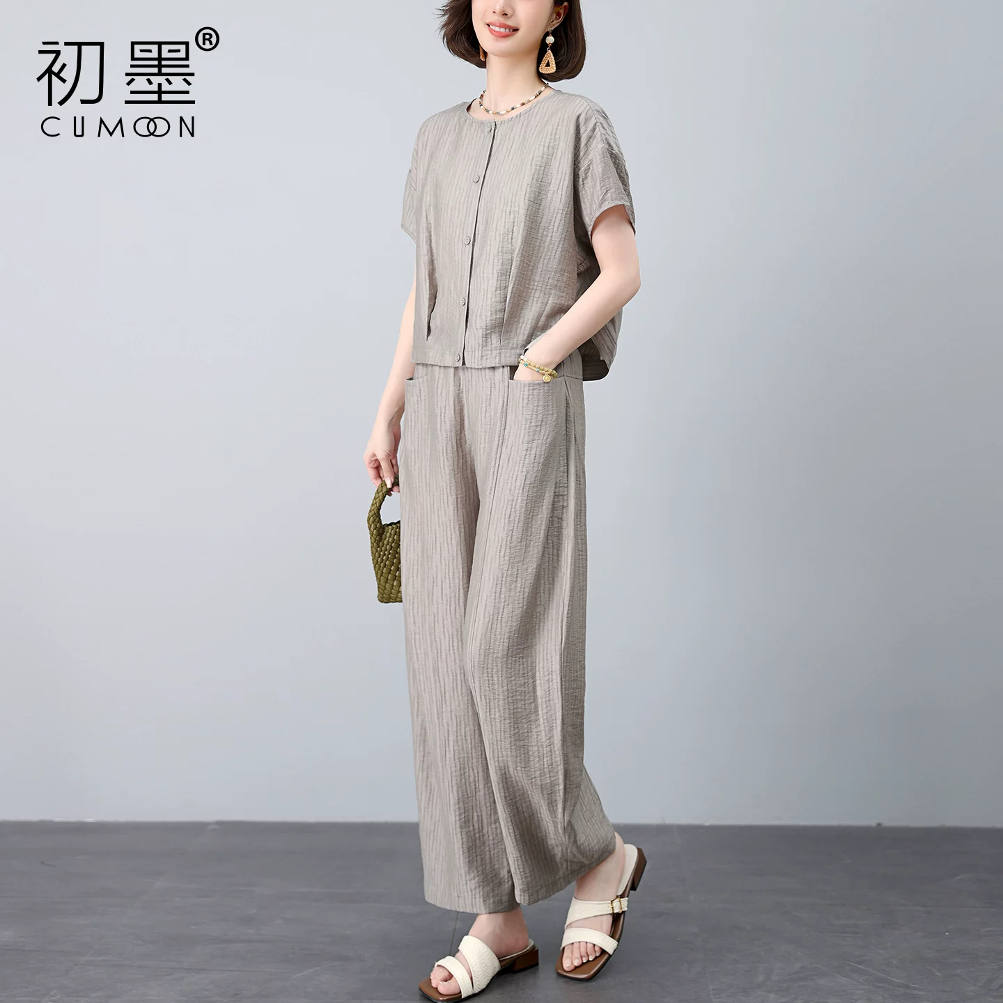 时尚套装夏一整套2026新款通勤穿搭超火妈妈减龄巨好看亚麻两件套
